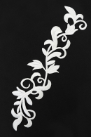 【アイロン接着】刺繍モチーフ　ツタの葉模様　ホワイト